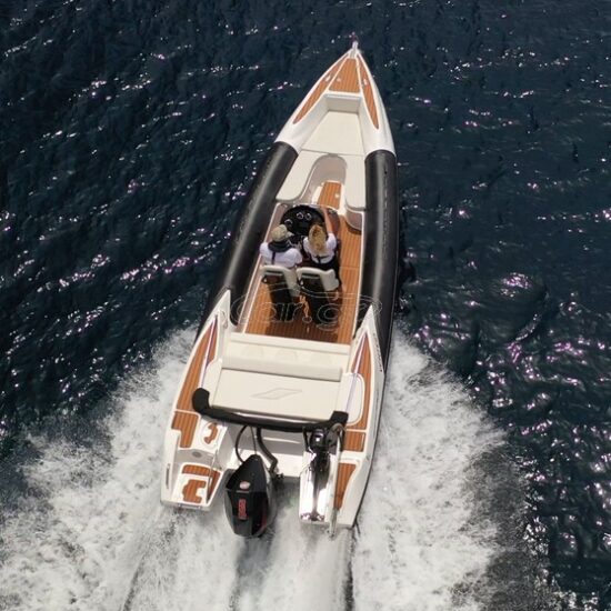 SR 787 Boat sea